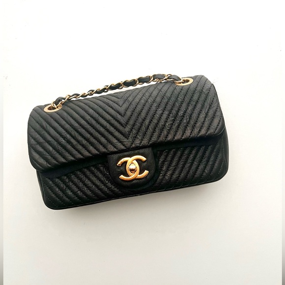 🔥CHANEL Chevron Mini Rectangle Flap - Picture 3 of 14